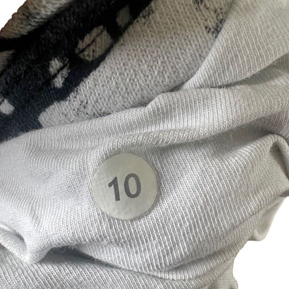 Lululemon Scuba Hoodie 10 - Picture 5 of 5